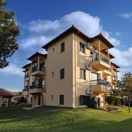 Maistrali Apartments ออร์โมส ปานากีอาส ภายนอก รูปภาพ