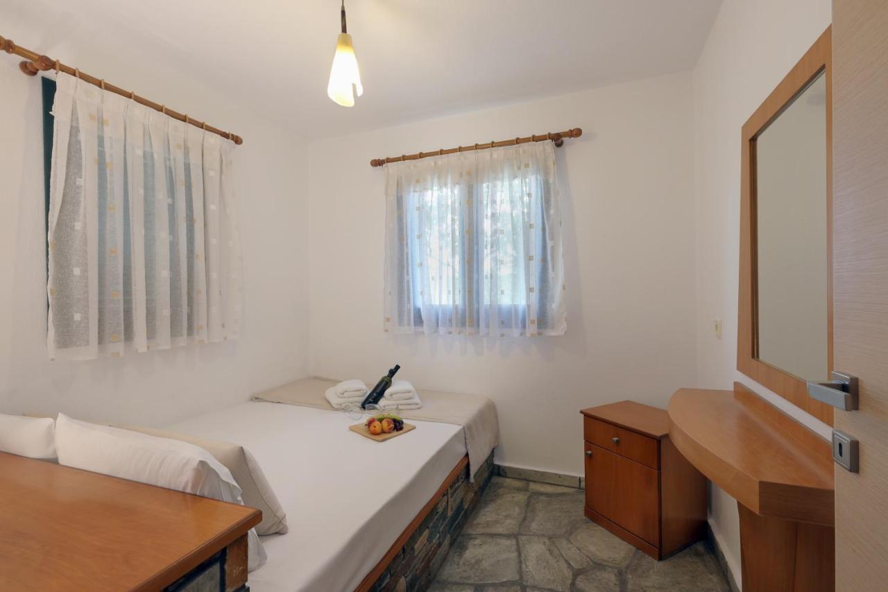 Maistrali Apartments ออร์โมส ปานากีอาส ภายนอก รูปภาพ