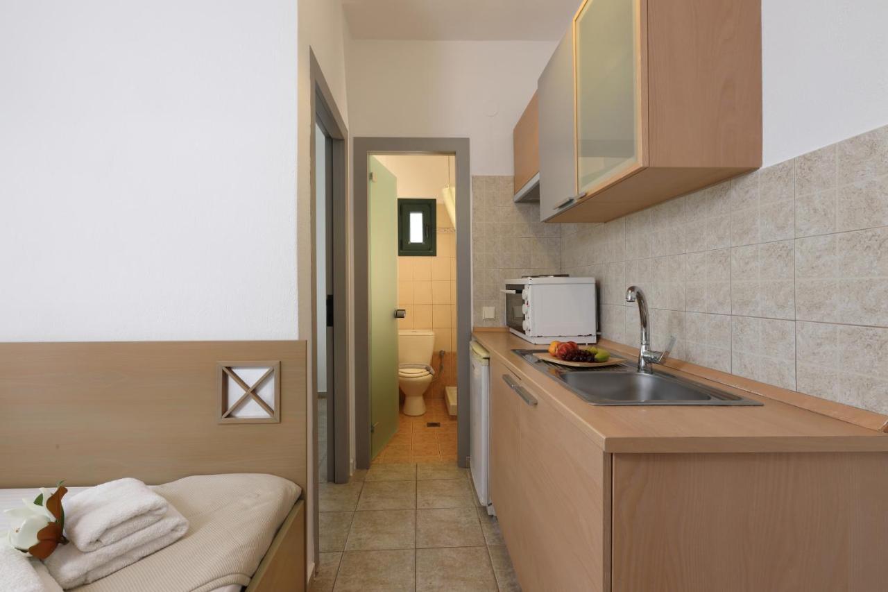 Maistrali Apartments ออร์โมส ปานากีอาส ภายนอก รูปภาพ
