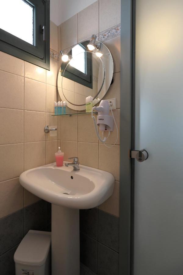 Maistrali Apartments ออร์โมส ปานากีอาส ภายนอก รูปภาพ